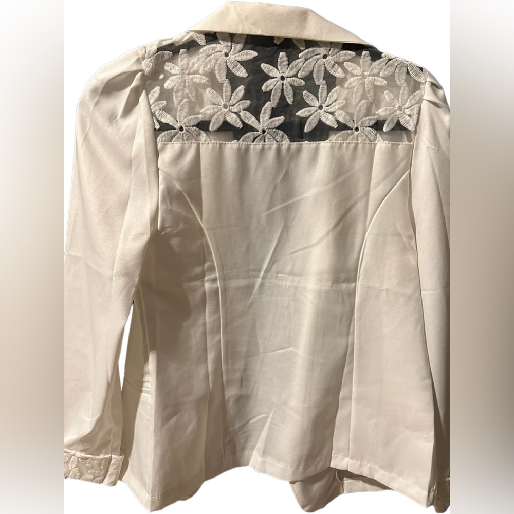 NWOT Laces white blazer jacket - Picture 2 of 4